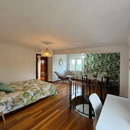 Parada En El Camino 2 Finisterre